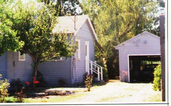 2435-2439 Burbank Ave in Santa Rosa, CA - Building Photo