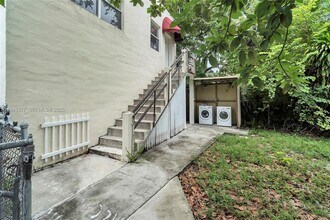 1137 NW 29th Terrace in Miami, FL - Building Photo - Building Photo