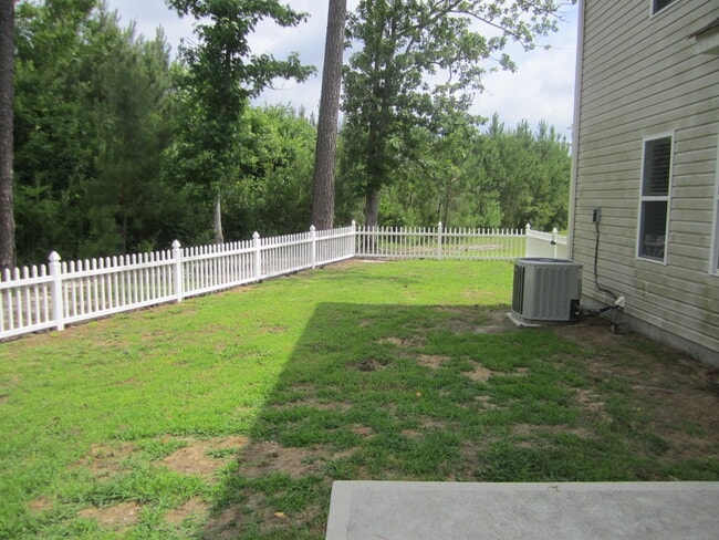 428 Satterfield Dr in New Bern, NC - Building Photo - Building Photo