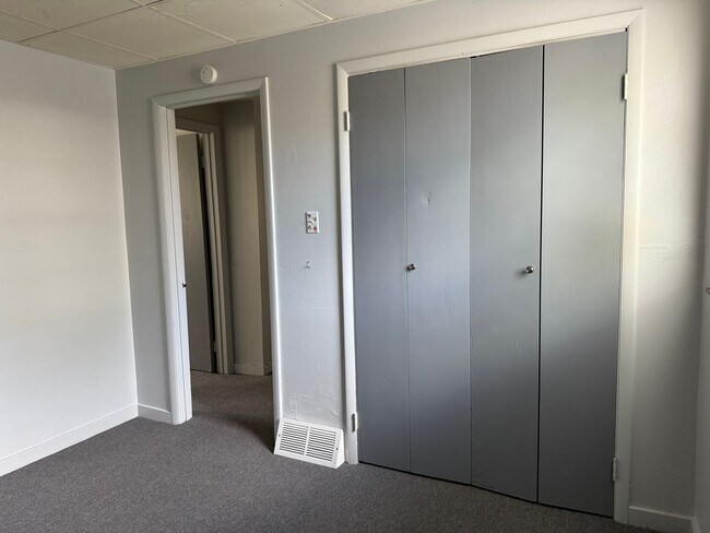 113 Line Way in Turtle Creek, PA - Building Photo - Building Photo