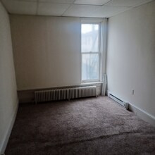 324 Franklin St, Unit 1 beds,West Reading in West Reading, PA - Building Photo - Building Photo