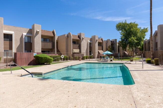 Desert Meadows in Phoenix, AZ - Building Photo - Building Photo