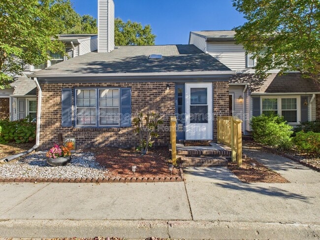 property at 121 Tidal Dr