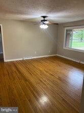 871 Fairfax Pike in Stephens City, VA - Building Photo - Building Photo