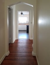 188-07 Dunkirk Drive, Unit 1st Floor in Saint Albans, NY - Foto de edificio - Building Photo