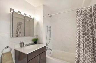 2763 Morris Ave in Bronx, NY - Building Photo - Building Photo