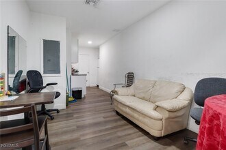4180 Sabal Ln in Ft. Myers, FL - Building Photo - Building Photo