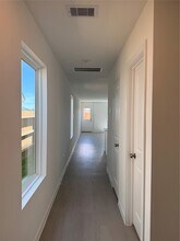 20150 Green Mallard St in Crosby, TX - Foto de edificio - Building Photo