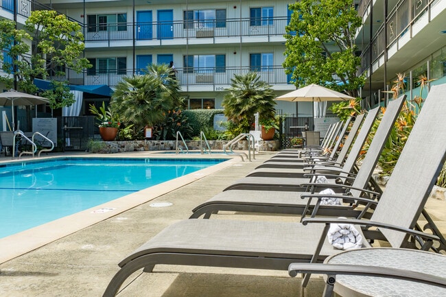 Newly Renovated One and Two Bedroom Apartments in Corte Madera with Pool, Elevator, AC in Corte Madera, CA - Building Photo - Building Photo