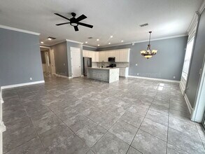 984 Maypole Dr in Apopka, FL - Building Photo - Building Photo