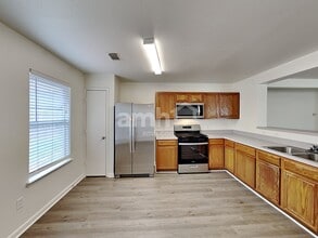 9626 Eaglewood Glen Trl in Sugar Land, TX - Foto de edificio - Building Photo