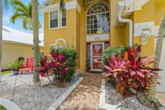 728 NW Waterlily Pl in Jensen Beach, FL - Building Photo - Building Photo