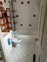 318 16th St NE, Unit 318 16th street 1 in Canton, OH - Building Photo - Building Photo
