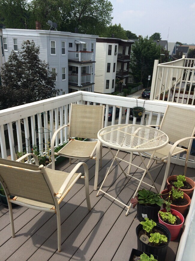 36 St Margaret St, Unit 1st floor in Boston, MA - Building Photo - Building Photo