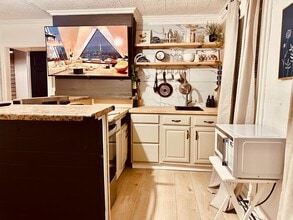 169 Broadway, Unit B in Bangor, ME - Building Photo - Building Photo