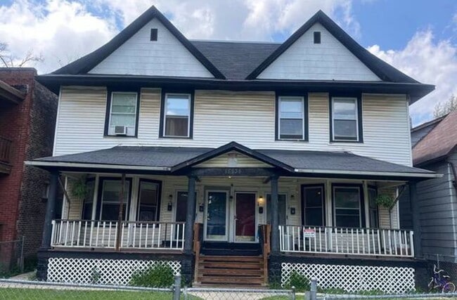 property at 15534 Turlington Ave