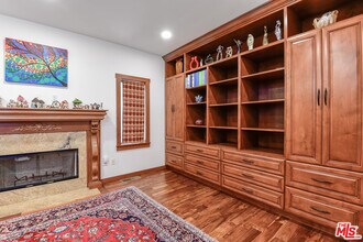 16790 Marquez Ave in Los Angeles, CA - Building Photo - Building Photo