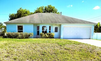 1682 SW Glacador Ave in Port St. Lucie, FL - Building Photo