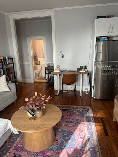 317 Allston St, Unit 4 in Boston, MA - Foto de edificio - Building Photo