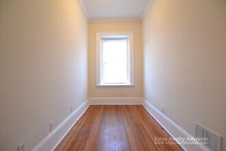 12A Sutherland Rd, Unit 2 in Boston, MA - Building Photo - Building Photo