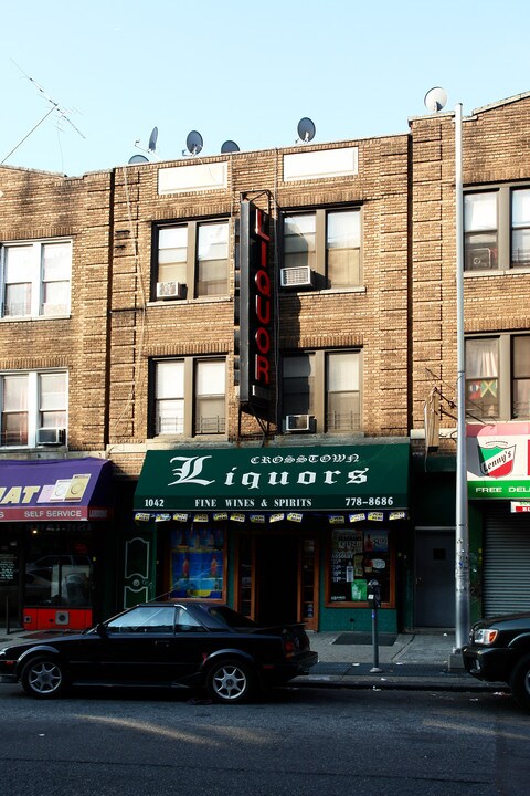 1042 Nostrand Ave in Brooklyn, NY - Building Photo