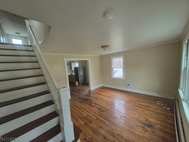 596 Meyersville Rd in Long Hill, NJ - Building Photo - Building Photo