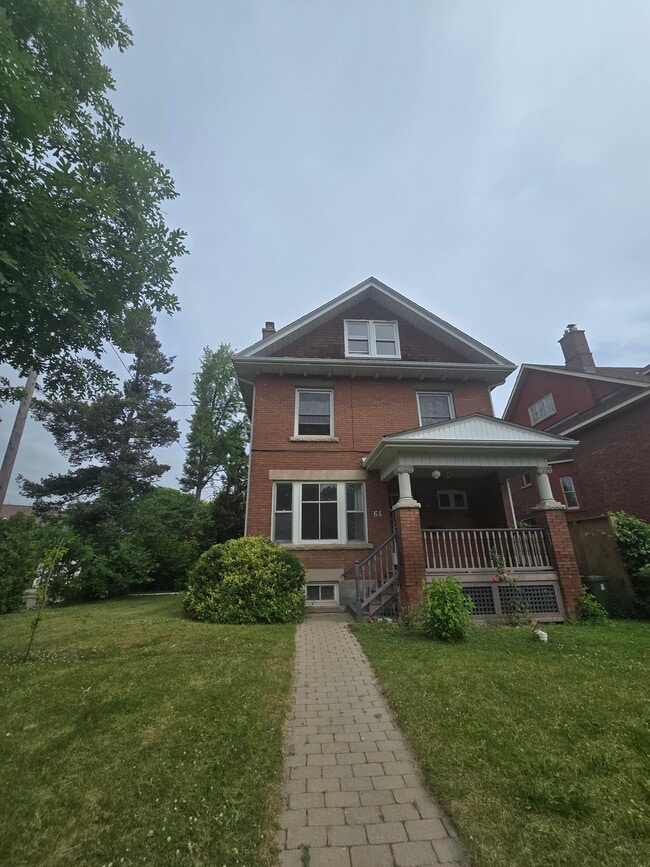 property at 64 Queens Dr