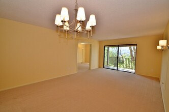 614 Vía Casitas in Kentfield, CA - Building Photo - Building Photo