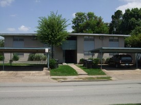 4602 Walker St Apartamentos