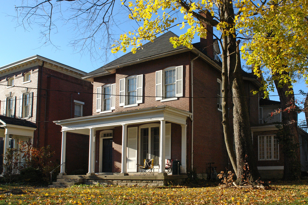 950 Cherokee Rd in Louisville, KY - Building Photo