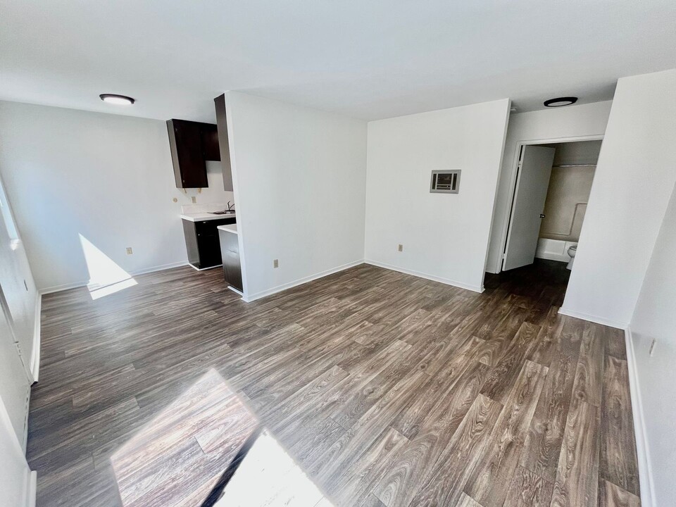 4460-4462 Figueroa Blvd in San Diego, CA - Building Photo