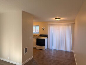 1604 Bryant St in Vancouver, WA - Building Photo - Building Photo