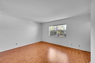 9186 NW 40th St, Unit 9186 in Coral Springs, FL - Building Photo - Building Photo
