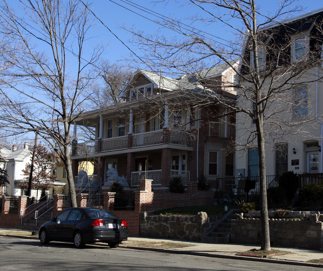 4227 8th St NW in Washington, DC - Building Photo - Building Photo