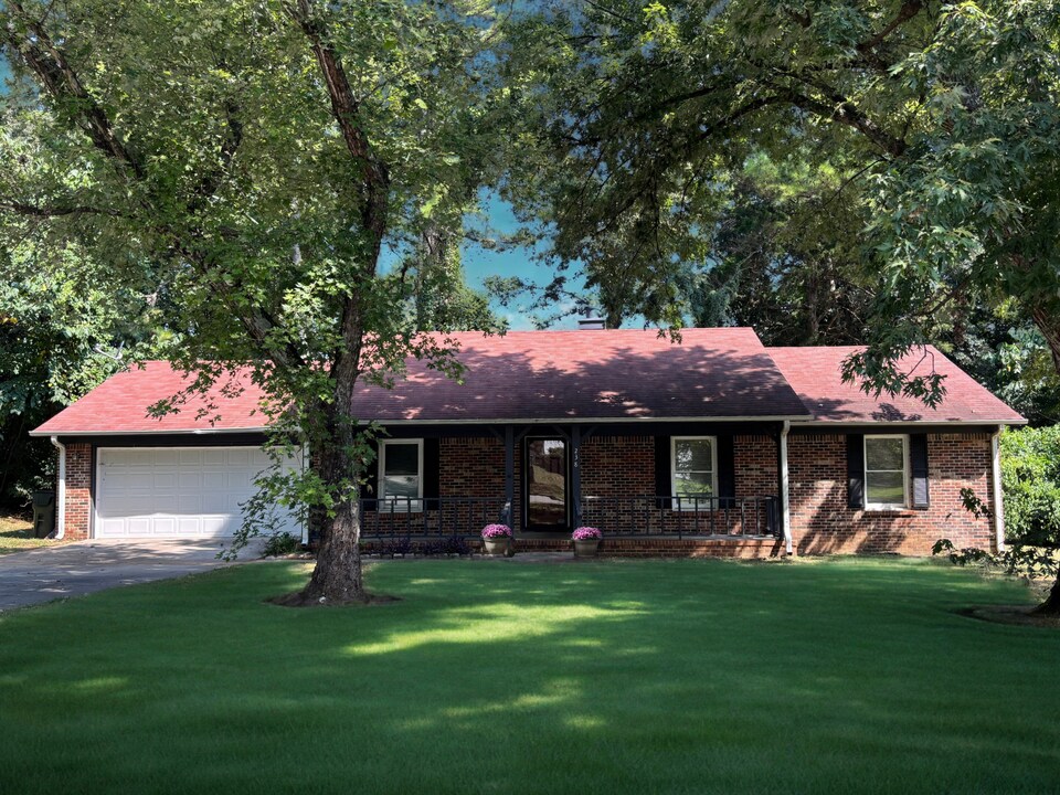 238 Pine Ridge Rd in Madison, AL - Building Photo