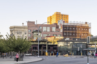 252 Broadway in Brooklyn, NY - Building Photo - Primary Photo