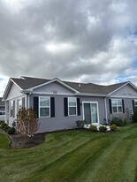 6417 Juniper Dr in Wonder Lake, IL - Building Photo