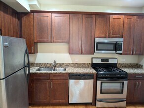 802 Brummel St in Evanston, IL - Building Photo - Building Photo