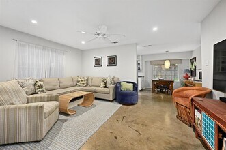 2110 Bluebonnet Ln in Austin, TX - Building Photo - Building Photo