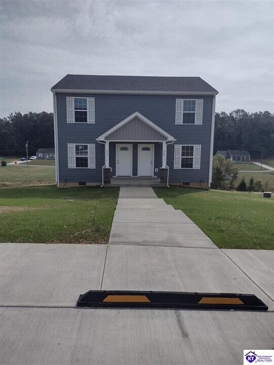 254 Palmetto Loop in Glendale, KY - Building Photo