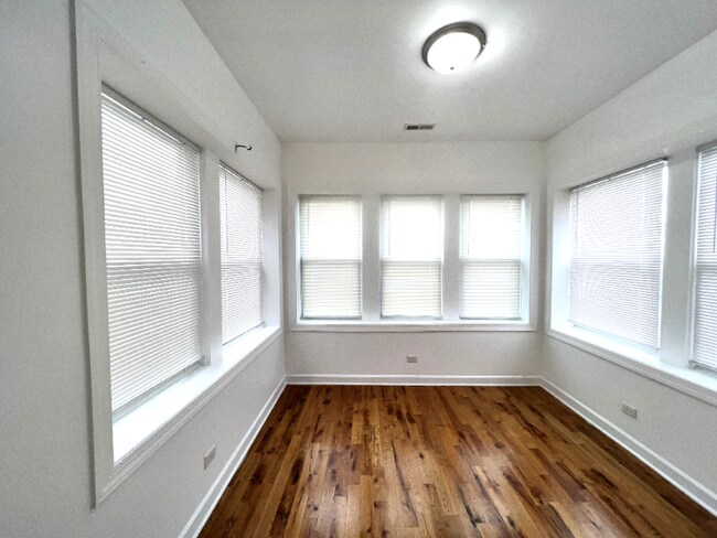 3911 W 14th St in Chicago, IL - Building Photo - Building Photo