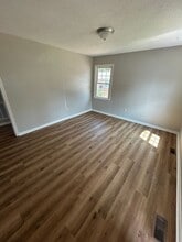 102 Bruce St in Greenville, SC - Building Photo - Building Photo