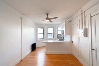 28 Edgerly Rd, Unit 28 in Boston, MA - Building Photo - Building Photo