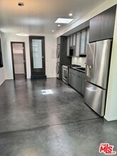 902 N Harper Ave in West Hollywood, CA - Building Photo - Building Photo