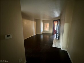 53 S Balch St in Akron, OH - Foto de edificio - Building Photo