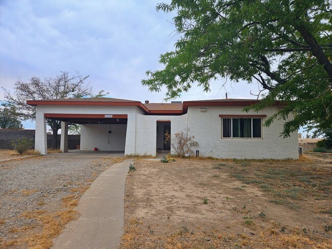 property at 1502 Campbell Pl