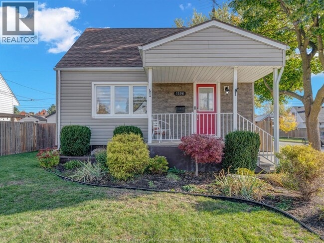 1596 Olive Rd in Windsor, ON - Building Photo - Building Photo