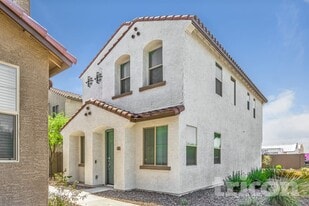 2929 N 28th St in Phoenix, AZ - Building Photo