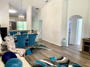 753 Vineyard Way in Kissimmee, FL - Building Photo - Building Photo
