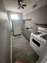 2812 E 130th St in Cleveland, OH - Building Photo - Building Photo